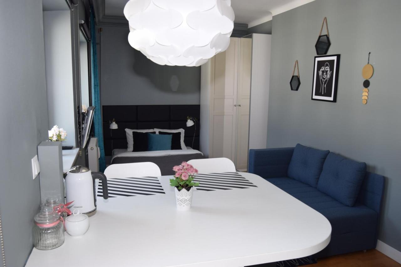 Be My Guest - Hoza Studio - Pkin Super Centrum Metro Wi-Fi Breakfast Warsaw Exterior photo